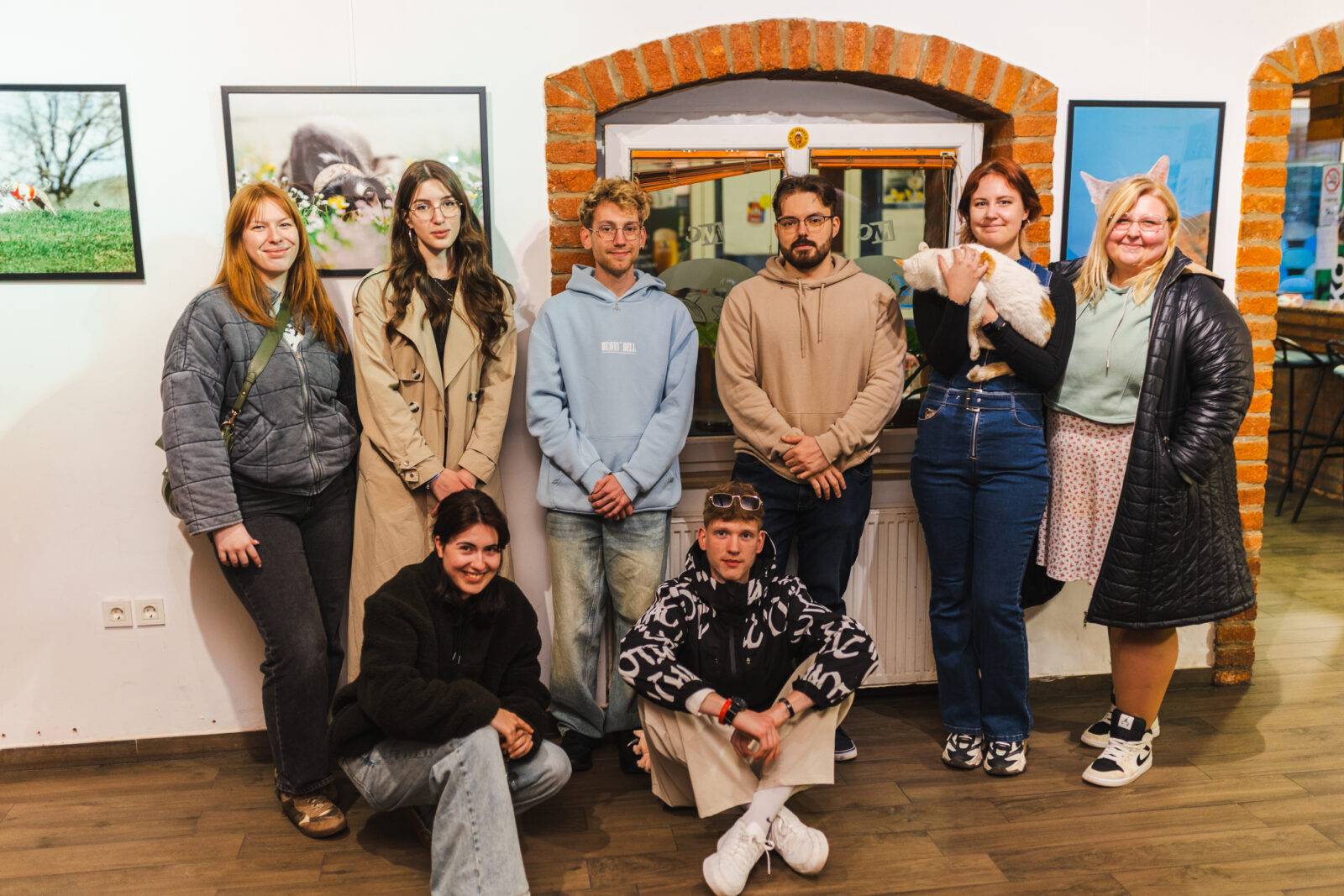 otvoritev razstave kosmate taacke skozi objektiv