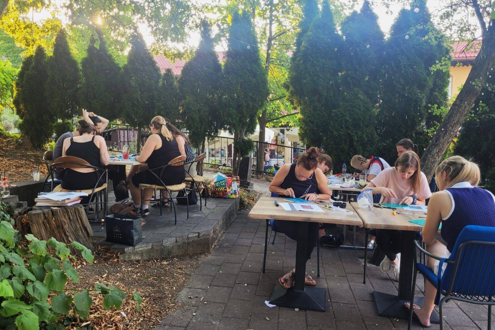 Poletno popoldne, namenjeno ustvarjanju v tehniki linoreza.